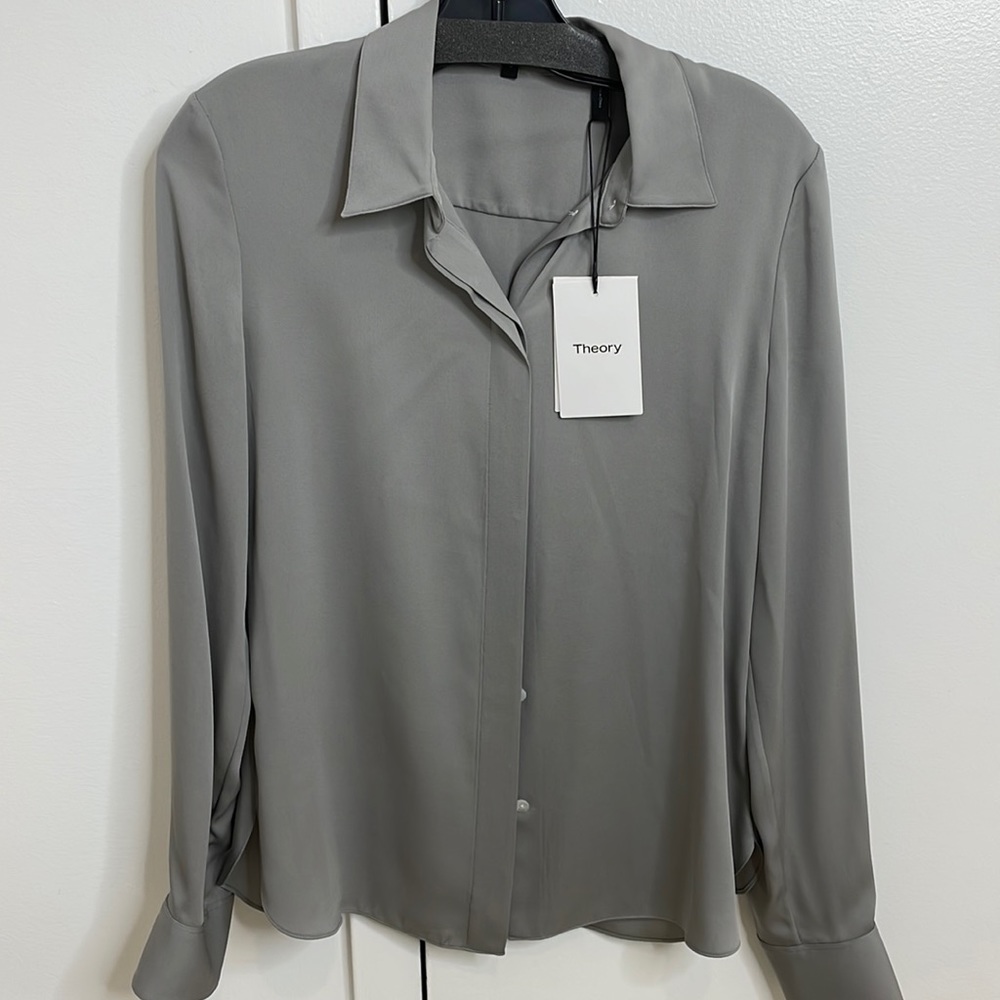 THEORY SILK TOP - NWT